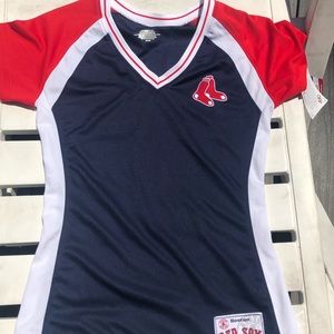 NEW Boston Red Sox T-shirt